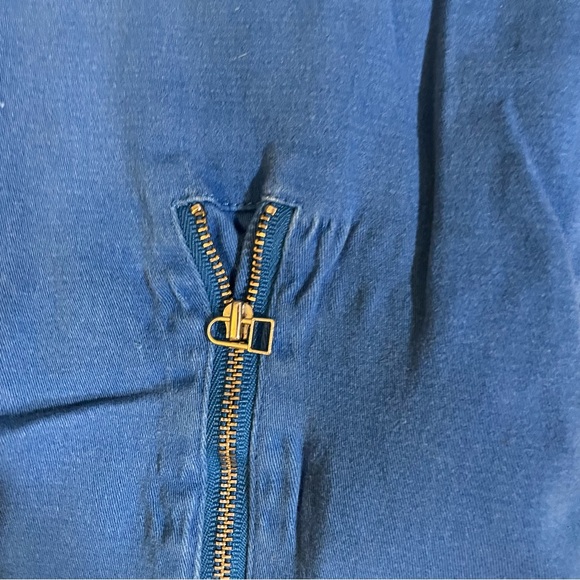 Unconditional blue pants with zipper details - Picture 5 of 6